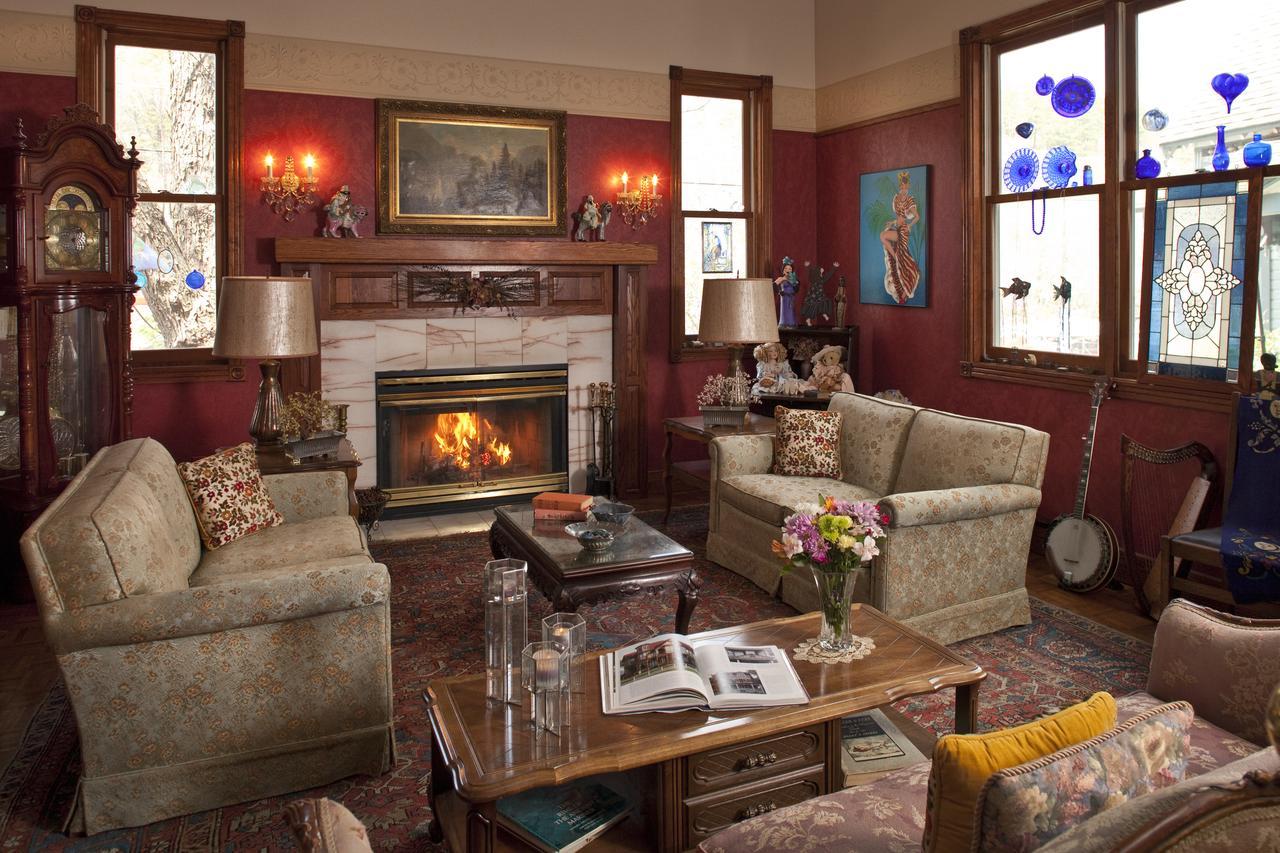 Cliff Cottage Inn 尤里卡斯普林斯 外观 照片