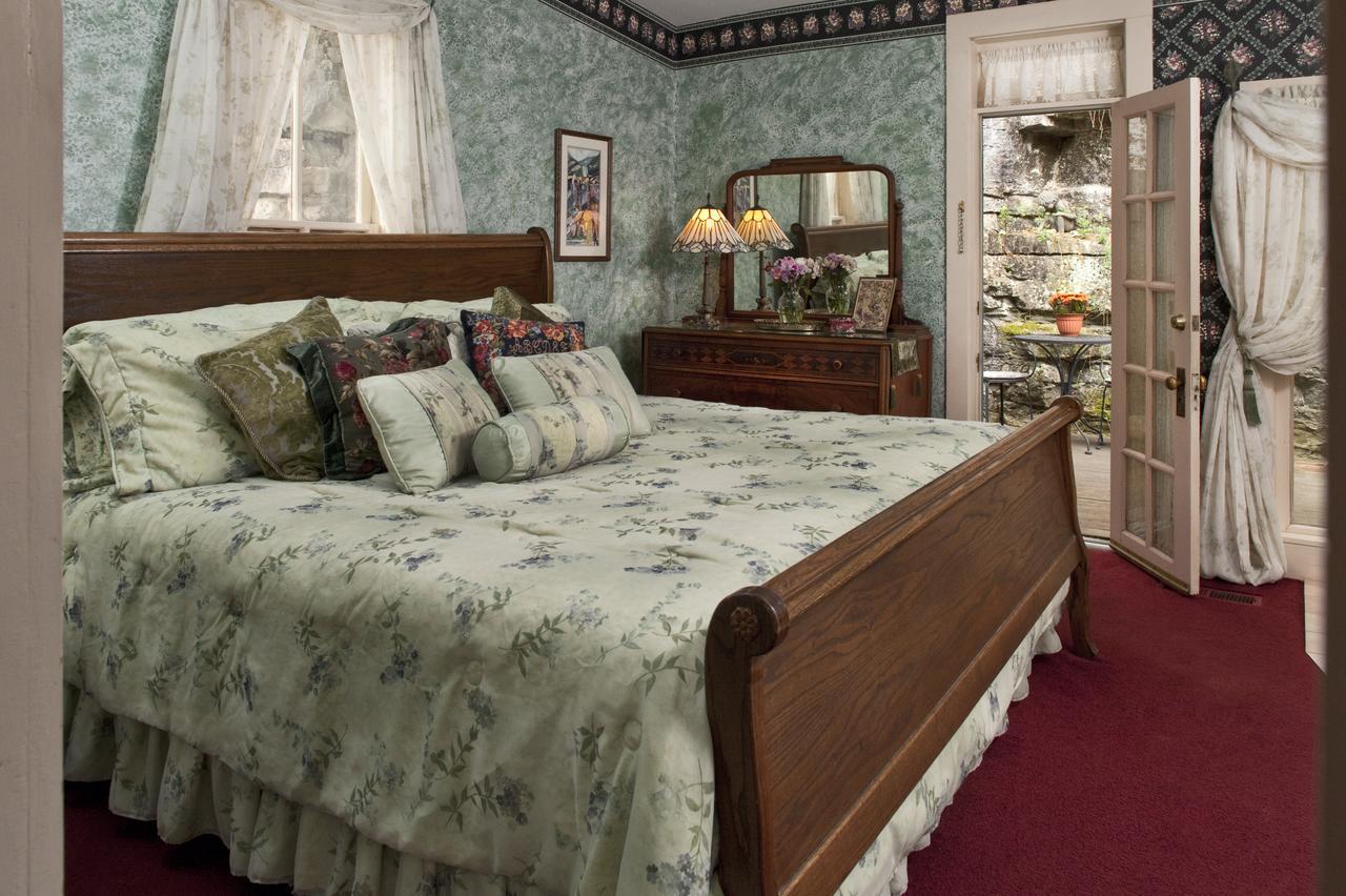 Cliff Cottage Inn 尤里卡斯普林斯 外观 照片
